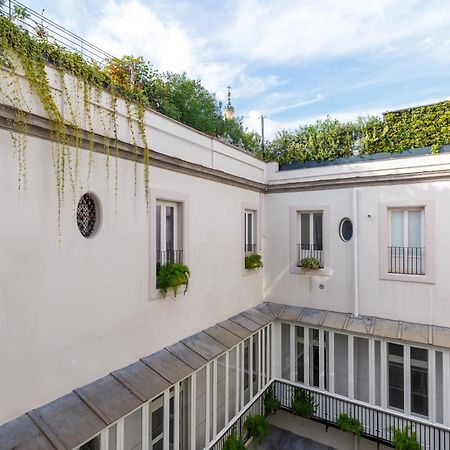 Dimora Doria D'Angri Bed and Breakfast Νάπολη Εξωτερικό φωτογραφία